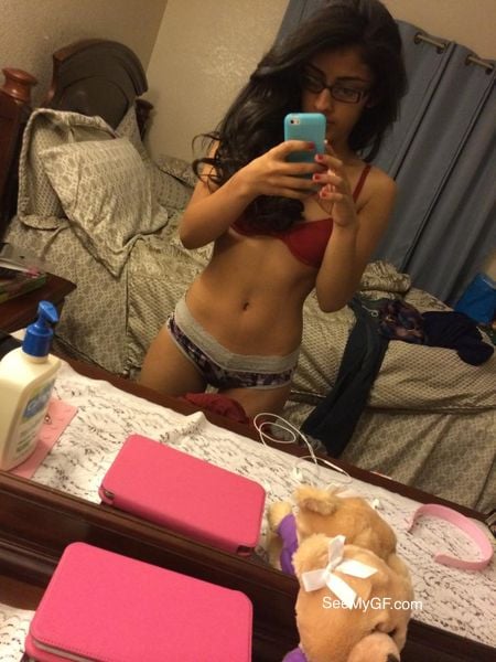 hot naked latina girlfriend