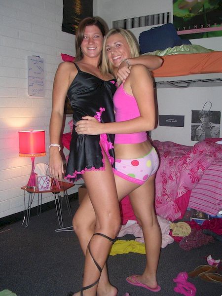 Party College Lesbian Teen - lesbian-teen-amateur-porn-seemygf-homemade-submitted-xxx ...